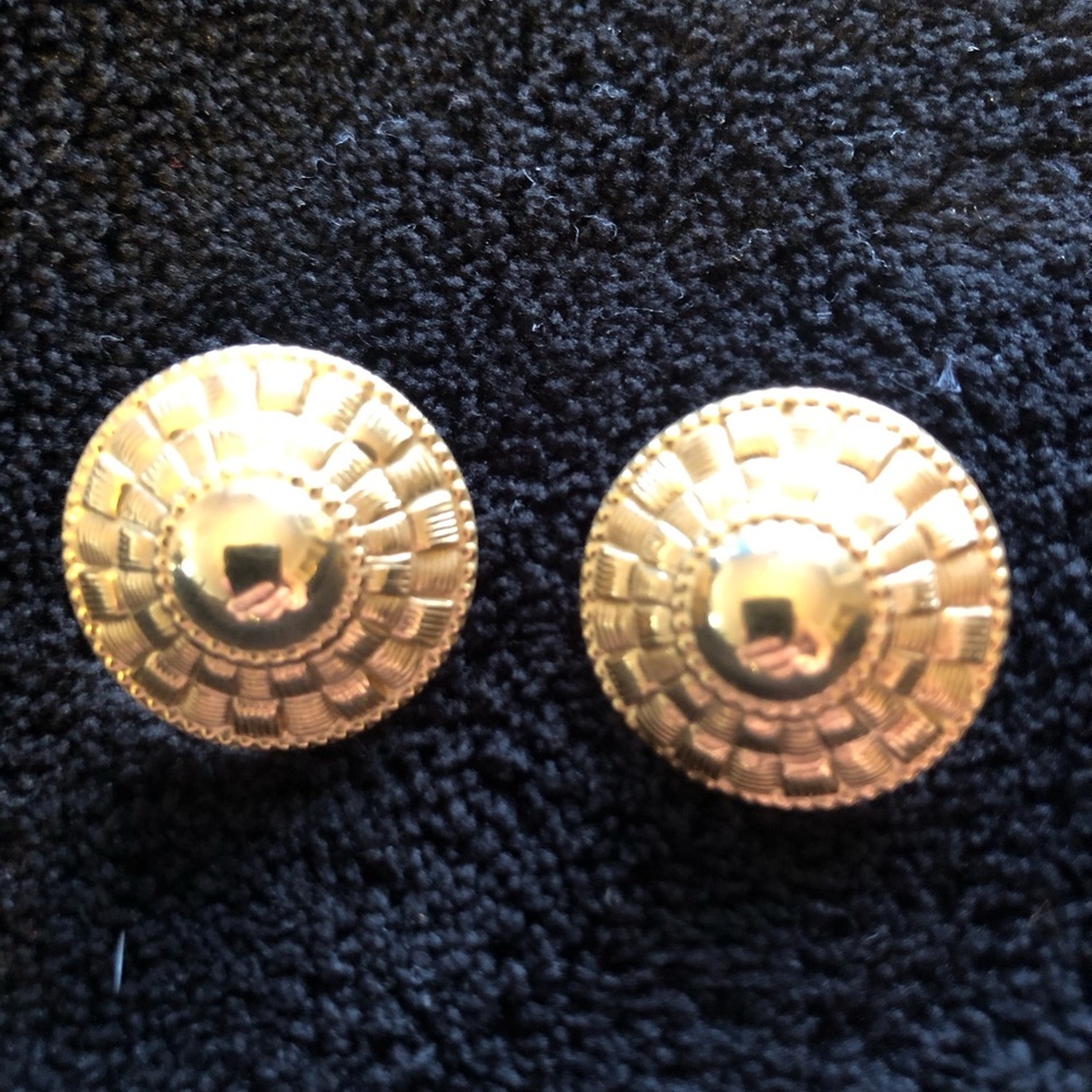 14K Italian gold medalist post earrings